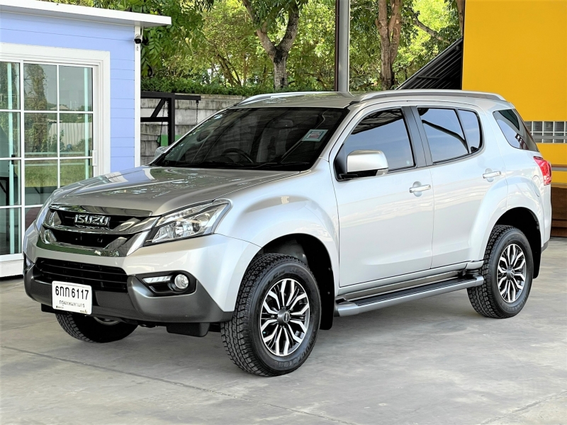 2017 ISUZU MU-X 3.0 DVD Navi